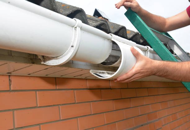 Gutter repair project by Villacant Construction INC